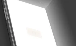 Screenshot Фонарик – Tiny Flashlight